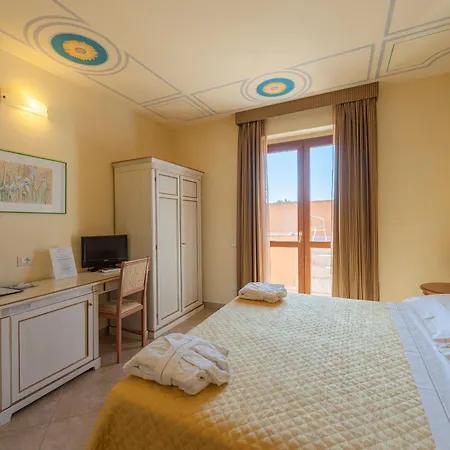 Saturno Fonte Pura Hotel 3*